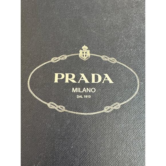 Prada NWB Men\'s Square Toe Black Leather Lug Sole Chelsea Boots main image 7
